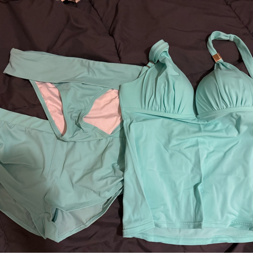 Victoria's Secret Women's Swim Swimsuit Set Aqua Halter Top Shorts
